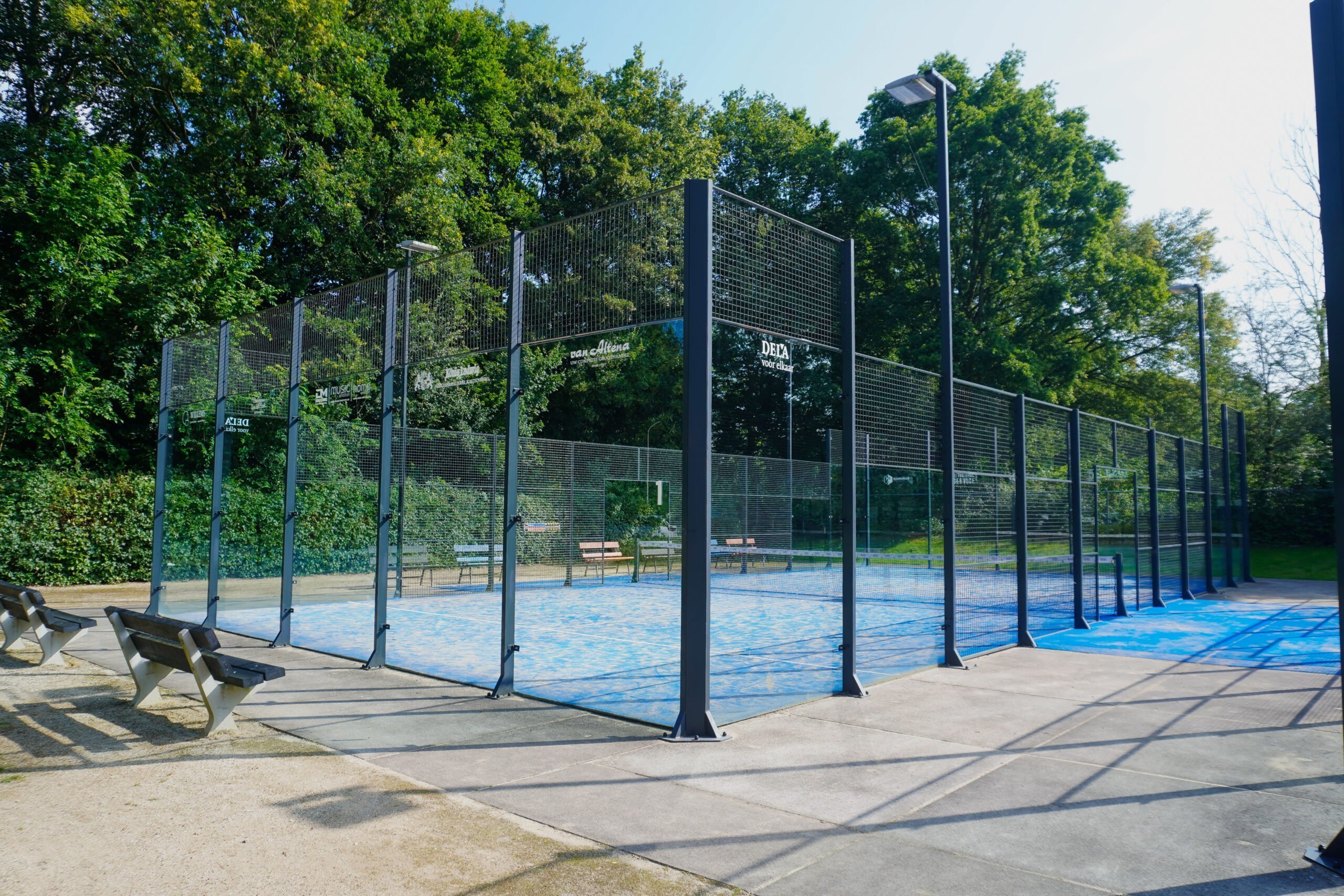 Padelbaan aanleggen