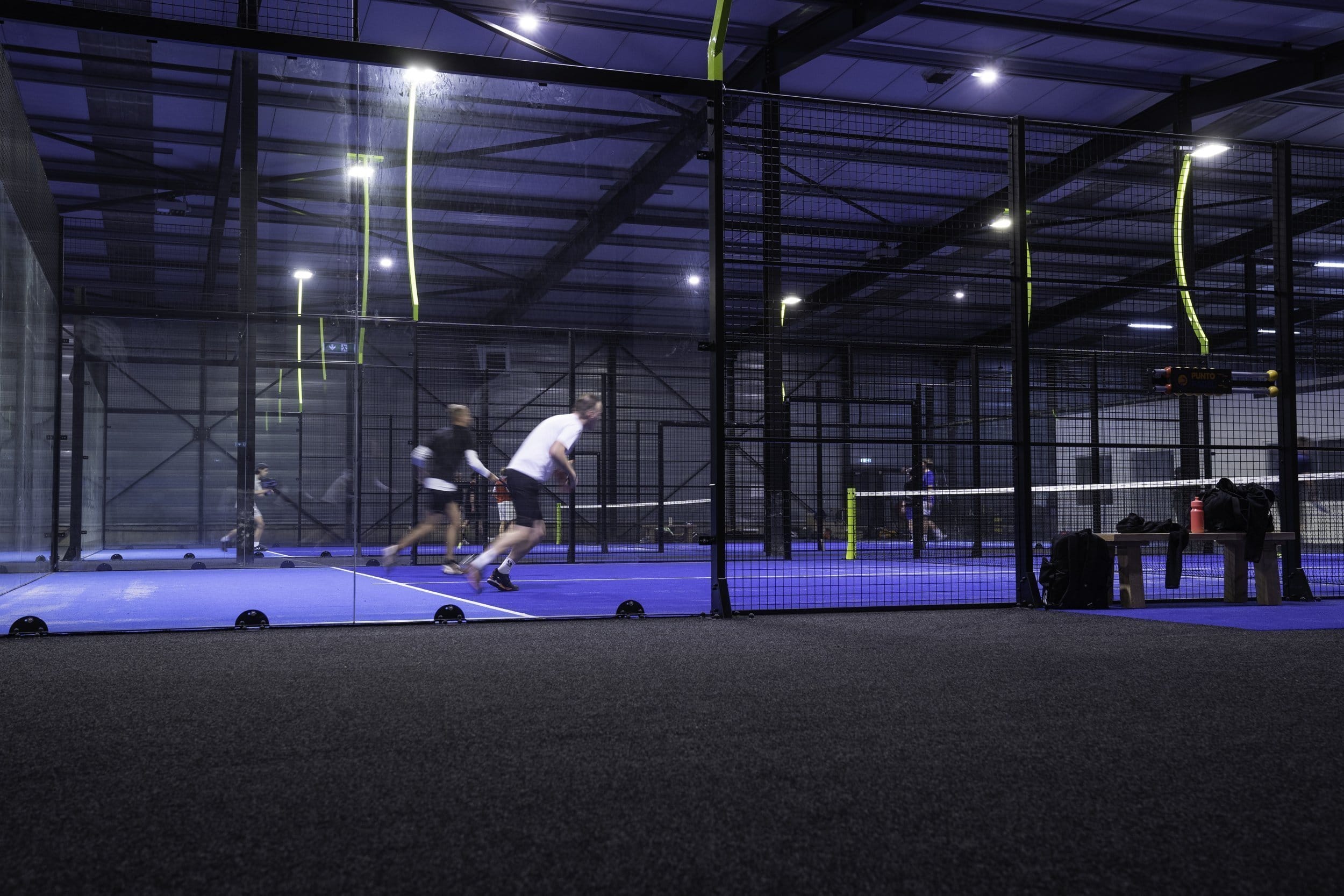 Padel courts in Groningen 3 Punto Padel players