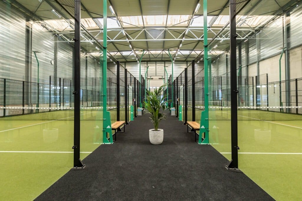 adidas FX 2.0 padelbanen in Edam - Noord-Holland