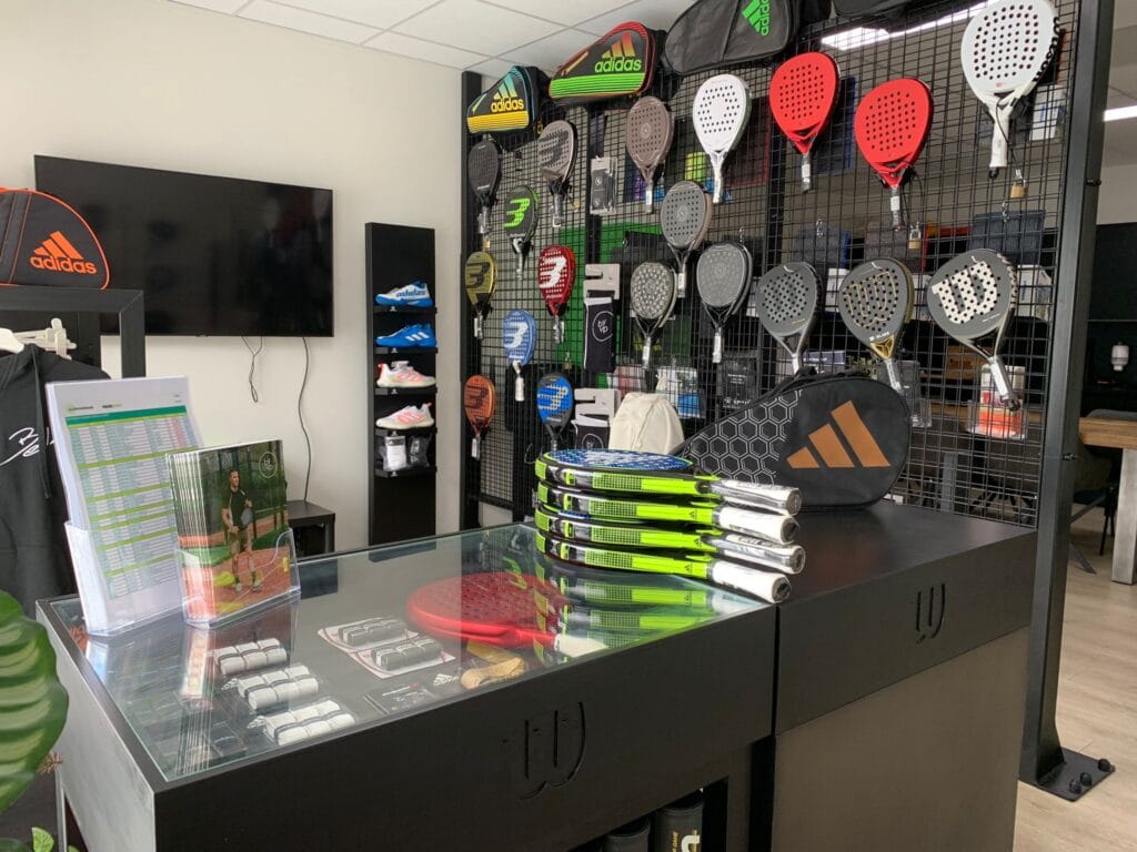 Padel racket gewicht: wat moet je weten? 1 WhatsApp Image 2023 08 25 at 13.56.35