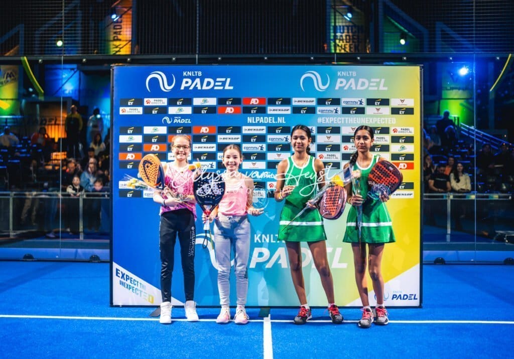 Eleana Bakker, het Allesvoorpadel talent, is Nederlands Kampioen padel van de dames onder 14 jaar! 1 DPW 240401 Alyssa van Heyst Fotografie 1724 1