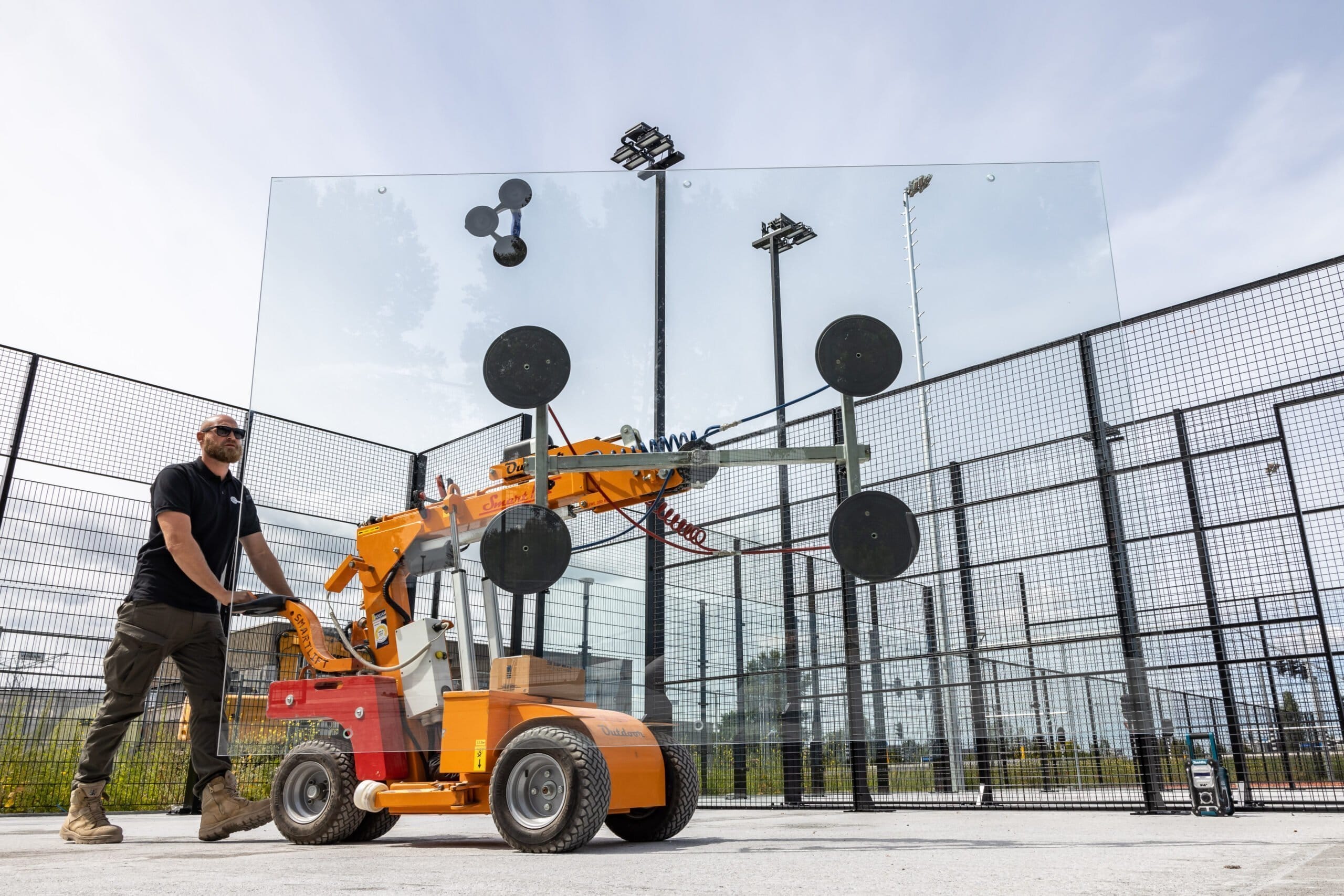 Impact on padel court construction 4 Glass robot scaled