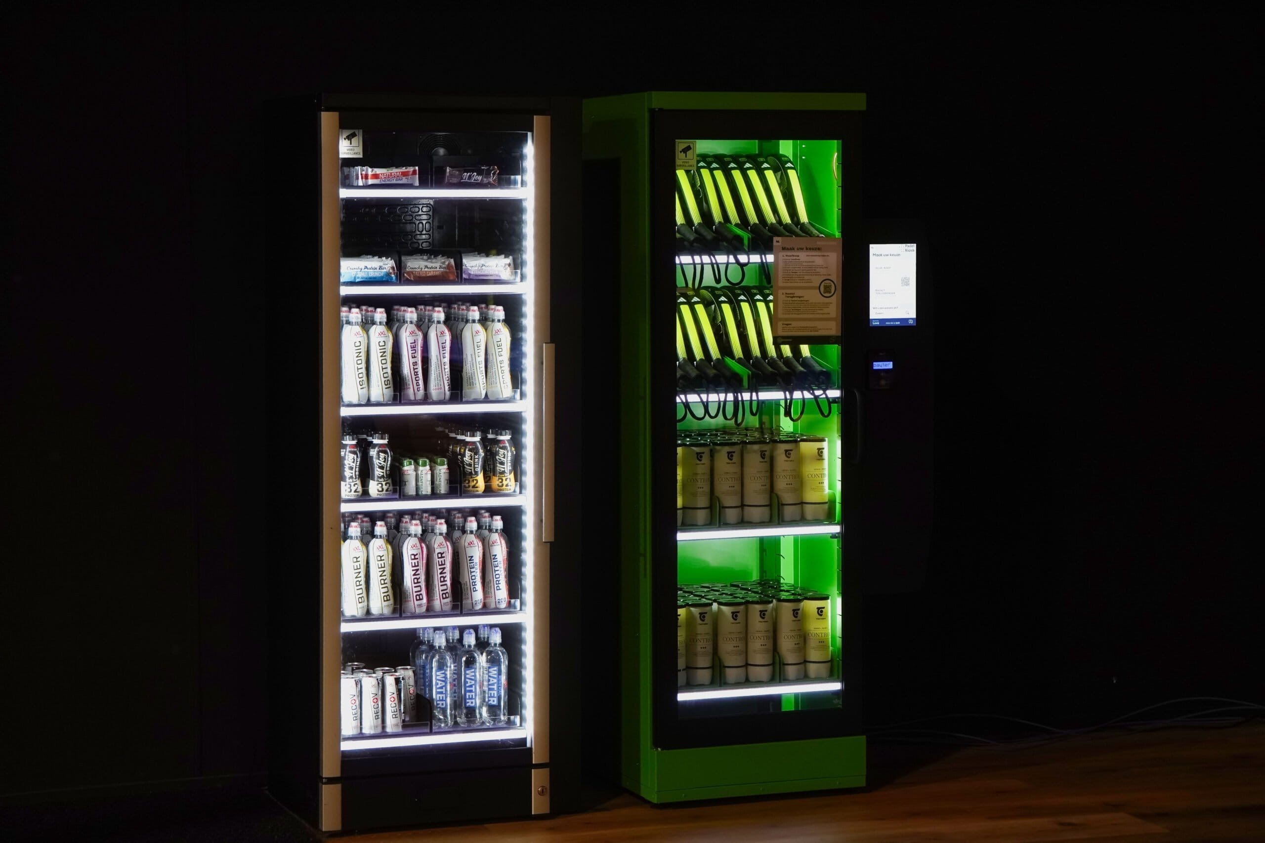 Quiosco de pádel gama 2 Padelkiosk Zevenaar a escala