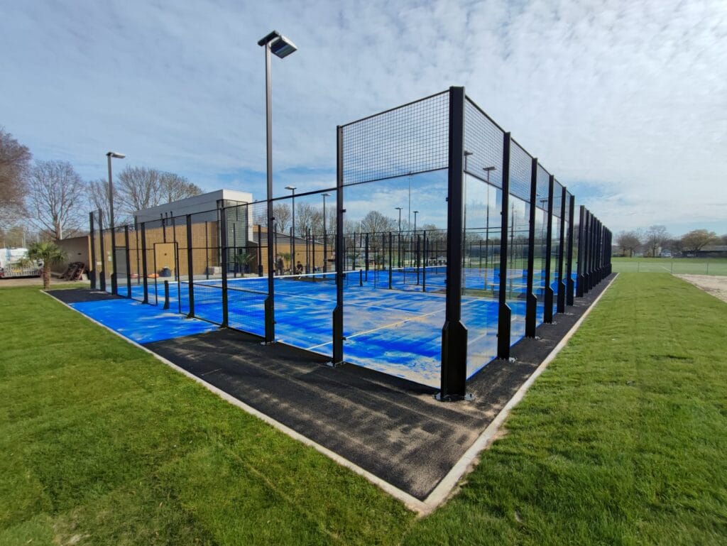 Allesvoorpadel: Dé padelbaan leverancier van Nederland 1 Padelbaan leverancier