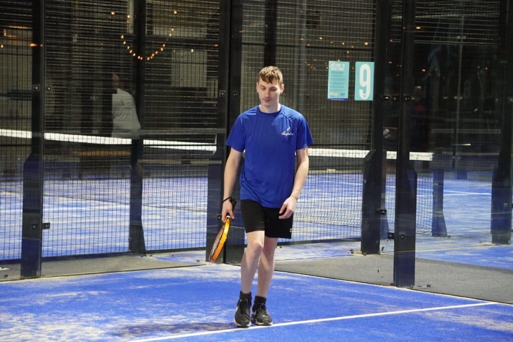 Inkomsten genereren met padelbanen: Ontdek het verdienpotentieel voor jouw locatie 1 Inkomsten