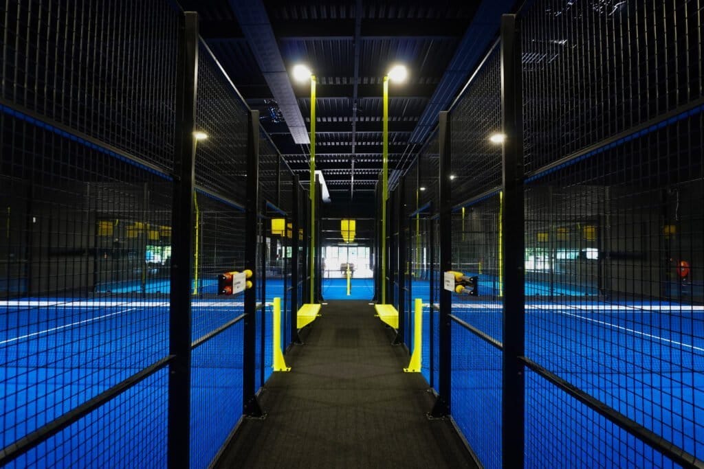 Aantal padelbanen in Nederland: de razendsnelle groei van padel 1 Aantal padelbanen in Nederland